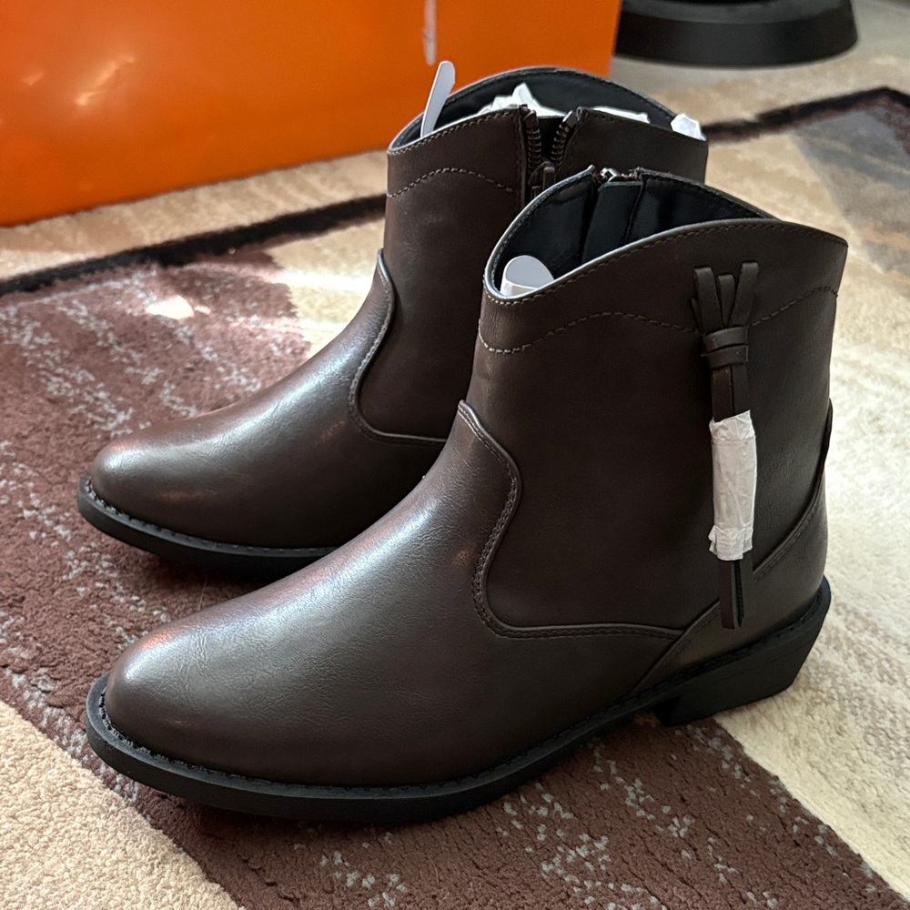 Gap Kids Brown Ankle Western Boots with Tassel Detail